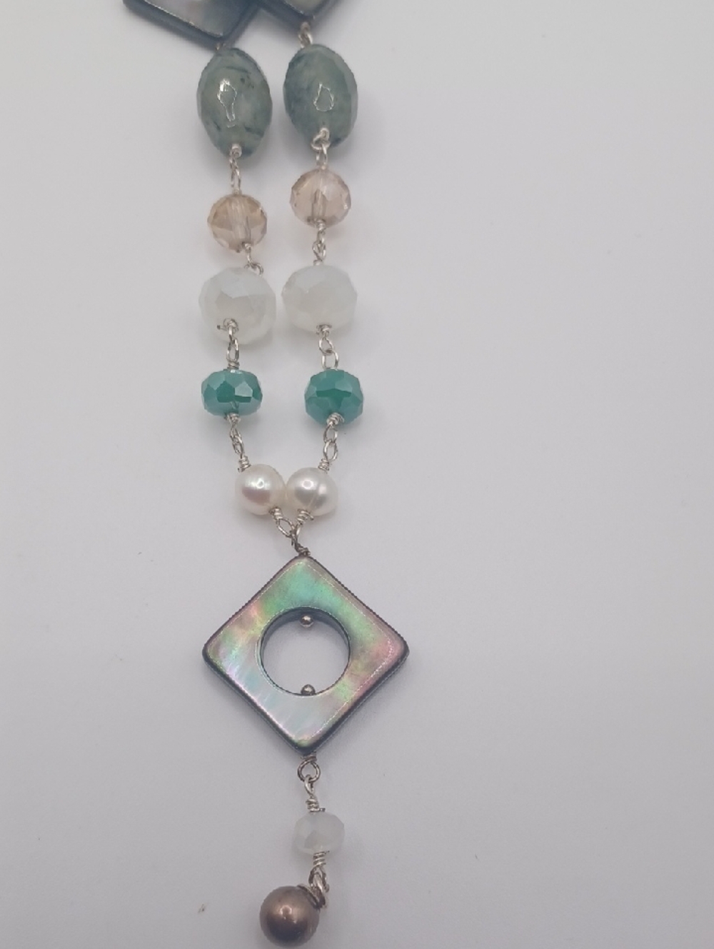 Vantel Pearls Prehnite, Abalone, Pearl, And Glass Crystal Station Necklace - Picture 5 of 7